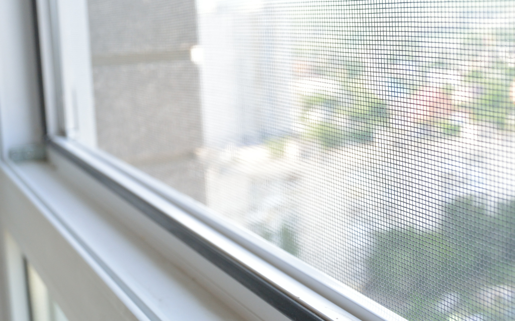 Características y curiosidades de las mosquiteras fijas y la tela de mosquitera
